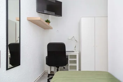 Özel oda konumu Calle de José García Sánchez, 28, puerta e, Delicias, 50005 Zaragoza, Spain, 3 32 görüntüsü