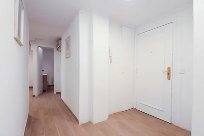 Chambre privée à Av. del Carrilet, 40, puerta 2, 43204 Reus, Tarragona, Spain, image 4 de 49