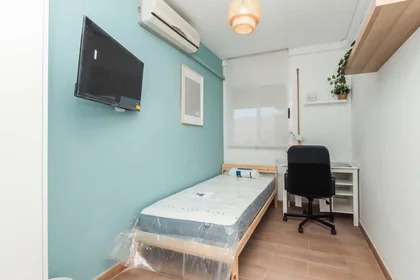 Chambre privée à Av. del Carrilet, 40, puerta 2, 43204 Reus, Tarragona, Spain, image 31 de 49