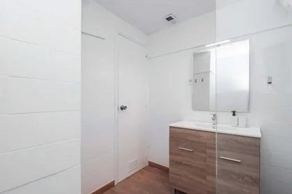 Chambre privée à Av. del Carrilet, 40, puerta 2, 43204 Reus, Tarragona, Spain, image 49 de 49