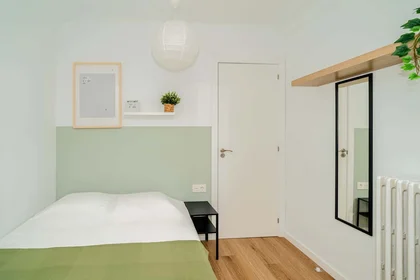Stanza privata in Av. de Valencia, 32, 5º b, Delicias, 50005 Zaragoza, Spain, immagine 23 di 44