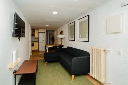 Stanza privata in Av. de Valencia, 32, 5º b, Delicias, 50005 Zaragoza, Spain, immagine 32 di 44