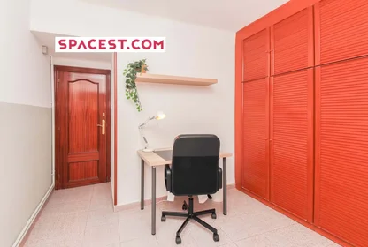 Stanza privata in Carrer de Benidorm, 1, puerta c, 43205 Reus, Tarragona, Spain, immagine 1 di 10