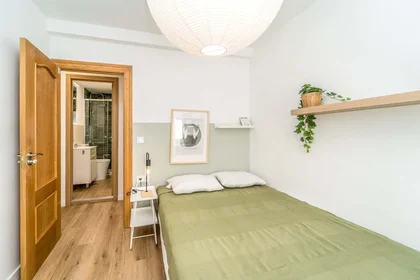 Stanza privata in C. de Casasola, 9, 4b, 47005 Valladolid, Spain, immagine 1 di 10
