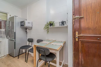 Prywatny pokój C. Palacio Valdés, 10, 47005 Valladolid, Spain, obraz 8 29