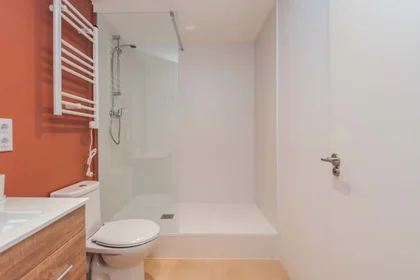 Privatzimmer in der Carrer de Santa Teresa, 44, 2º puerta 1, 43201 Reus, Tarragona, Spain, bild 28 von 49