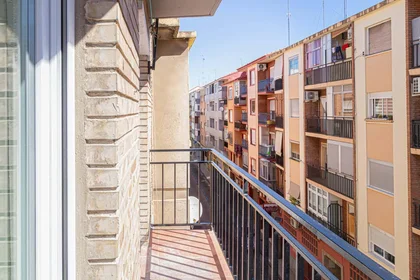 Stanza privata in C. de Montevideo, 2, 3º, Delicias, 50010 Zaragoza, Spain, immagine 21 di 41