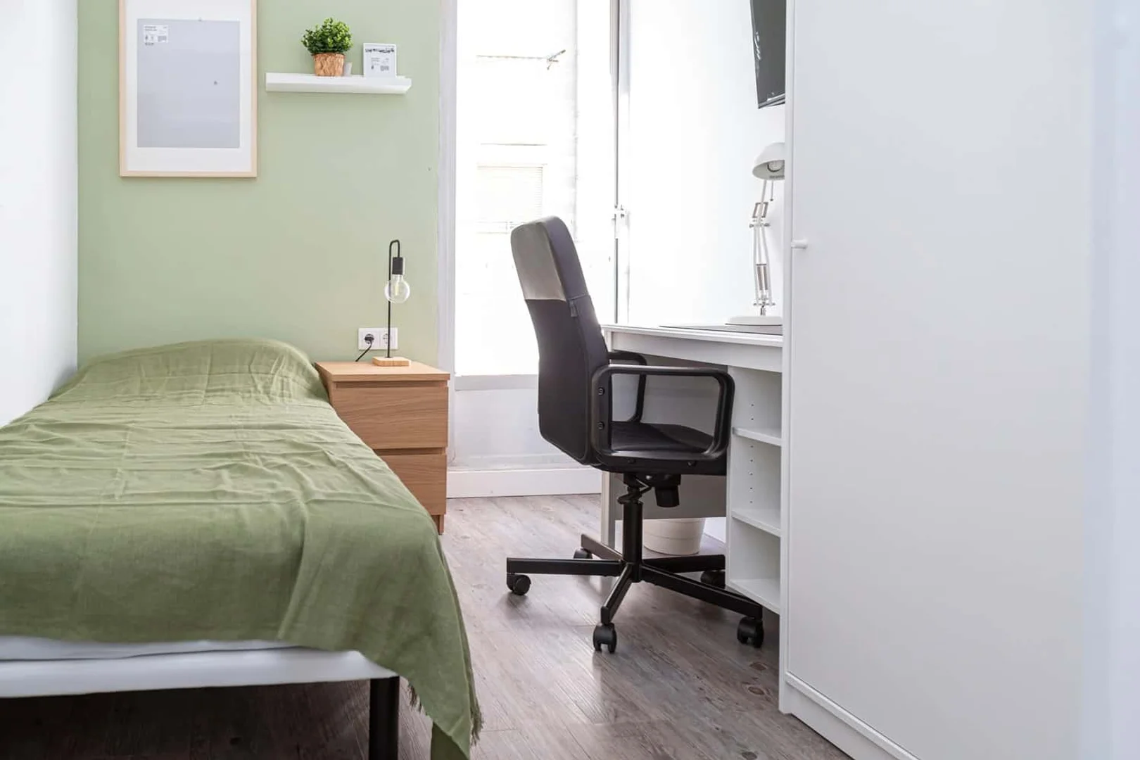 Studentenfreundliches Zimmer in  mit modernen Annehmlichkeiten