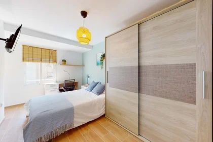 Private room at Av.de la Malva-Rosa, 64, 2º pta 7, Poblados Marítimos, 46011 València, Valencia, Spain, image 1 of 25