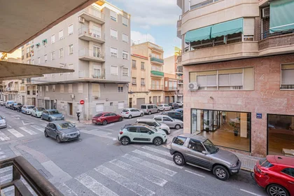 Private room at Carrer Espronceda, 58, 1º, 03204 Elx, Alicante, Spain, image 4 of 38