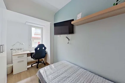 Habitación privada en C. de Sevilla, 13, piso 1-f, 50006 Zaragoza, Spain, imagen 14 de 26