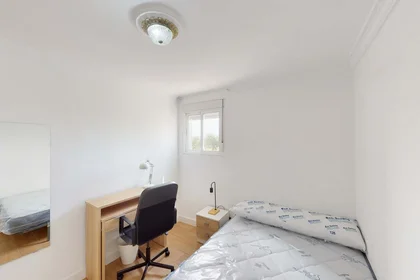 Private room at Av. Blas Infante, 38, 3ºb, 11408 Jerez de la Frontera, Cádiz, Spain, image 17 of 31