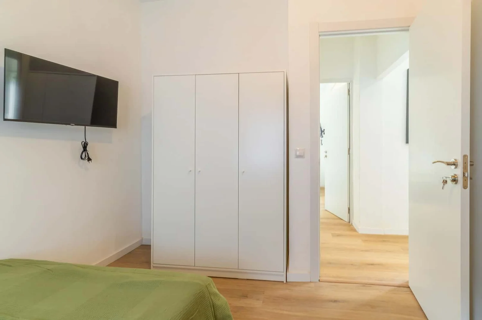 Funktionelles Studentenzimmer perfekt zum Studieren in 
