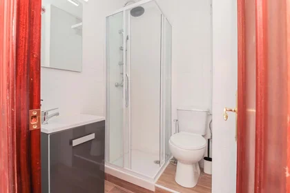 Chambre privée à Carrer de Benidorm, 1, puerta c, 43205 Reus, Tarragona, Spain, image 22 de 49