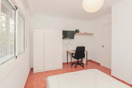 Chambre privée à Ronda de Subirà, 5, 1º puerta 4, 43205 Reus, Tarragona, Spain, image 2 de 44