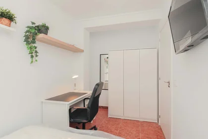 Chambre privée à Ronda de Subirà, 5, 1º puerta 4, 43205 Reus, Tarragona, Spain, image 25 de 44