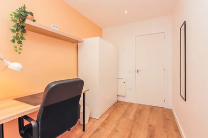 Privatzimmer in der Carrer de Santa Teresa, 44, 2º puerta 1, 43201 Reus, Tarragona, Spain, bild 1 von 49