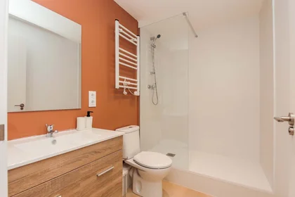 Privatzimmer in der Carrer de Santa Teresa, 44, 2º puerta 1, 43201 Reus, Tarragona, Spain, bild 25 von 49