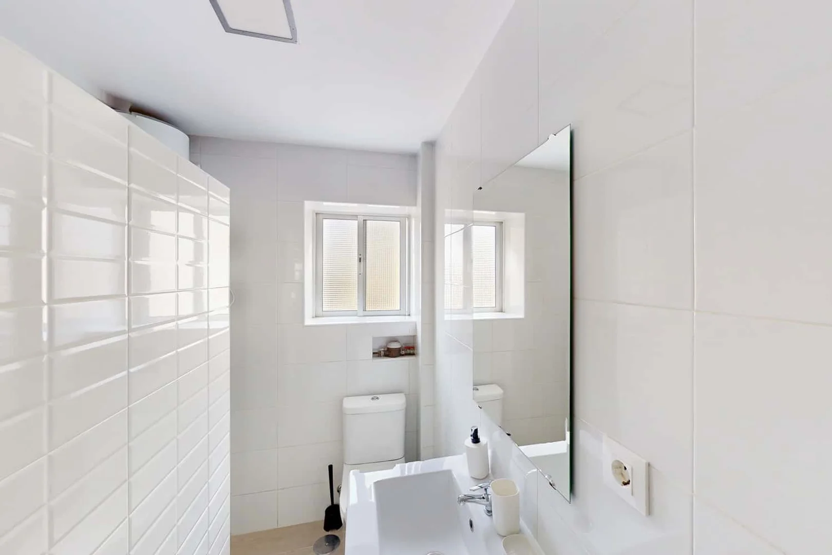 Habitación para estudiantes en  con modernas comodidades