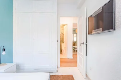 Quarto privado em C. Gran Canal, 2, 1º a, 28804 Alcalá de Henares, Madrid, Spain, imagem 1 de 10