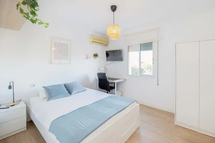 Habitación privada en Pl. los Pinos, 11405 Jerez de la Frontera, Cádiz, Spain, imagen 4 de 37