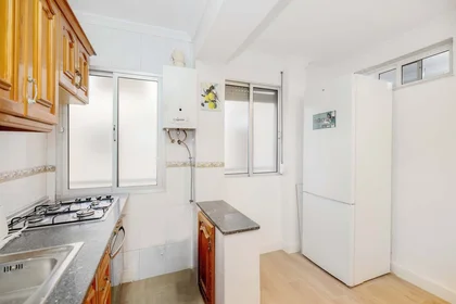 Habitación privada en Pl. los Pinos, 11405 Jerez de la Frontera, Cádiz, Spain, imagen 32 de 37