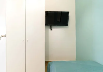 Özel oda konumu Carrer del Capità Baltasar Tristany, 71, 7º puerta 2, 03201 Elx, Alicante, Spain, 1 24 görüntüsü