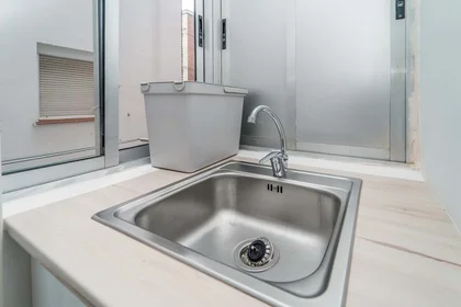 Private room at C. Lepanto, 6, 1º e, 47005 Valladolid, Spain, image 32 of 37