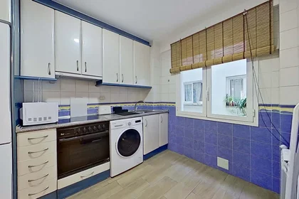 Habitación privada en C. de Sevilla, 13, piso 1-f, 50006 Zaragoza, Spain, imagen 9 de 27