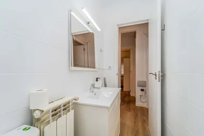 Prywatny pokój C. Palacio Valdés, 10, 47005 Valladolid, Spain, obraz 29 31