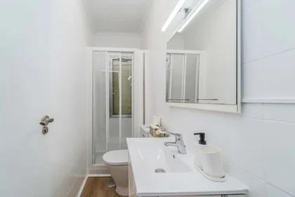 Prywatny pokój C. Palacio Valdés, 10, 47005 Valladolid, Spain, obraz 30 31