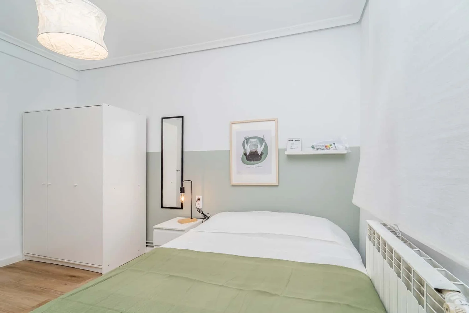 Chambre à louer dans un appartement d'étudiant à , entièrement meublée