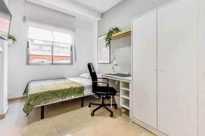 Chambre privée à C. Relatores, 3, 1º puerta f, 47011 Valladolid, Spain, image 2 de 15