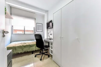 Chambre privée à C. Relatores, 3, 1º puerta f, 47011 Valladolid, Spain, image 10 de 15
