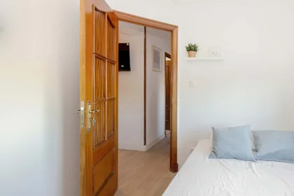 Habitación privada en Pl. los Pinos, 11405 Jerez de la Frontera, Cádiz, Spain, imagen 3 de 37
