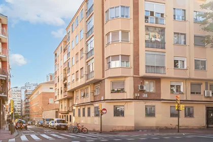 Stanza privata in C. Batalla de Clavijo, 3, 2º a, Delicias, 50010 Zaragoza, Spain, immagine 7 di 38