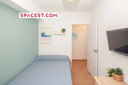 Habitación privada en Av. de l'Alcora, 11, 12006 Castelló de la Plana, Castelló, Spain, imagen 1 de 10