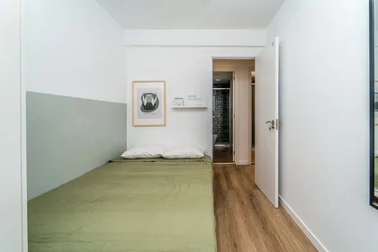 Private room at C. Lepanto, 6, 1º e, 47005 Valladolid, Spain, image 3 of 39