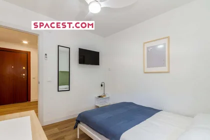 Private room at C. Nardo, 10, 1º b, 28803 Alcalá de Henares, Madrid, Spain, image 1 of 10