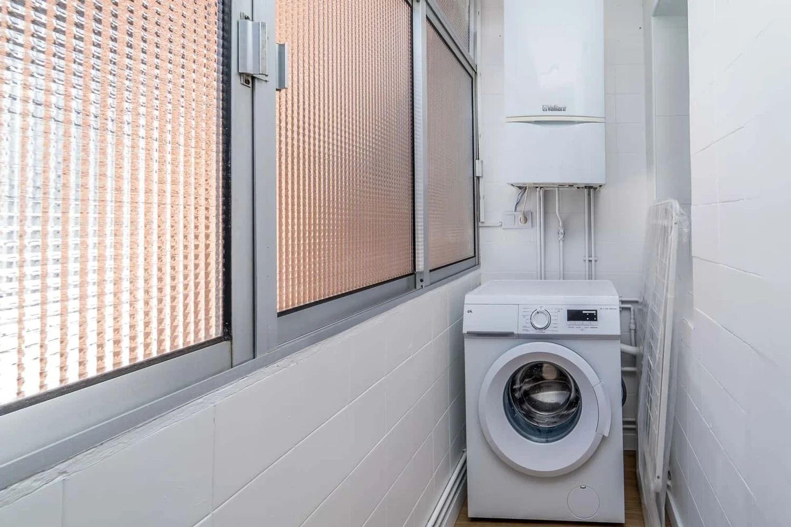 Chambre à louer dans un appartement d'étudiant à , entièrement meublée