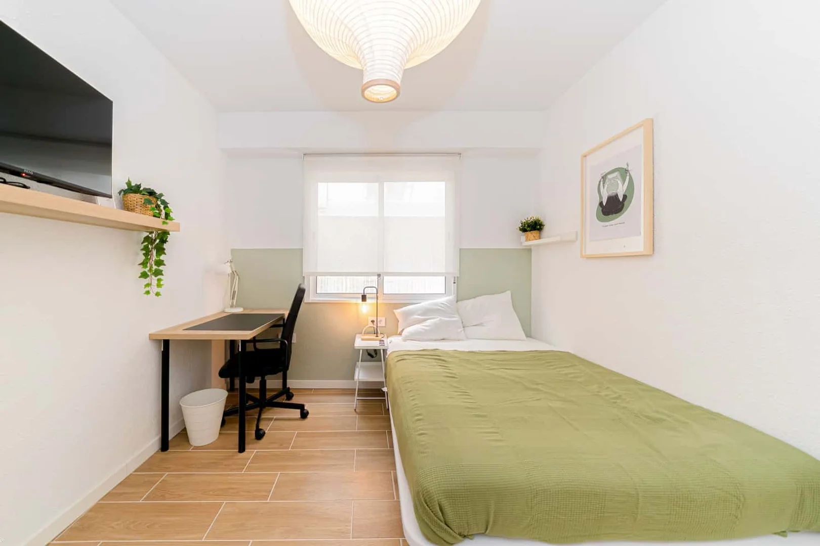 Chambre d'étudiant confortable et spacieuse dans 