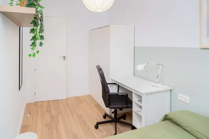 Habitación privada en C. de Don José Echegaray, Delicias, 50010 Zaragoza, Spain, imagen 3 de 49