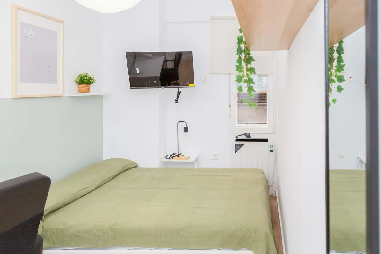 Habitación en apartamento estudiantil en alquiler en , completamente amueblado