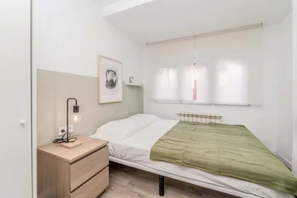 Private room at C. Peña de Francia, 8, 1º a, 47011 Valladolid, Spain, image 2 of 41