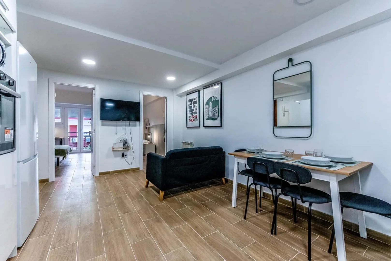 Habitación en apartamento estudiantil en alquiler en , completamente amueblado