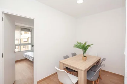 Habitación privada en Av. de l'Alcora, 11, 12006 Castelló de la Plana, Castelló, Spain, imagen 14 de 34