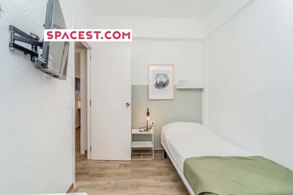Privatzimmer in der C. Cerrada, 12, 6º b, 47010 Valladolid, Spain, bild 1 von 10