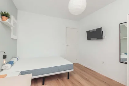 Chambre privée à Avinguda del Cardenal Vidal i Barraquer, 61, 6º puerta 1, 43205 Reus, Tarragona, Spain, image 1 de 46