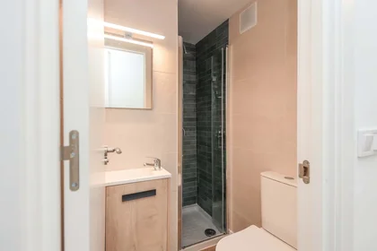Chambre privée à Avinguda del Cardenal Vidal i Barraquer, 61, 6º puerta 1, 43205 Reus, Tarragona, Spain, image 23 de 46