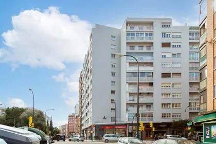 Özel oda konumu C. de Santander, 1, 1º c, Delicias, 50010 Zaragoza, Spain, 5 30 görüntüsü
